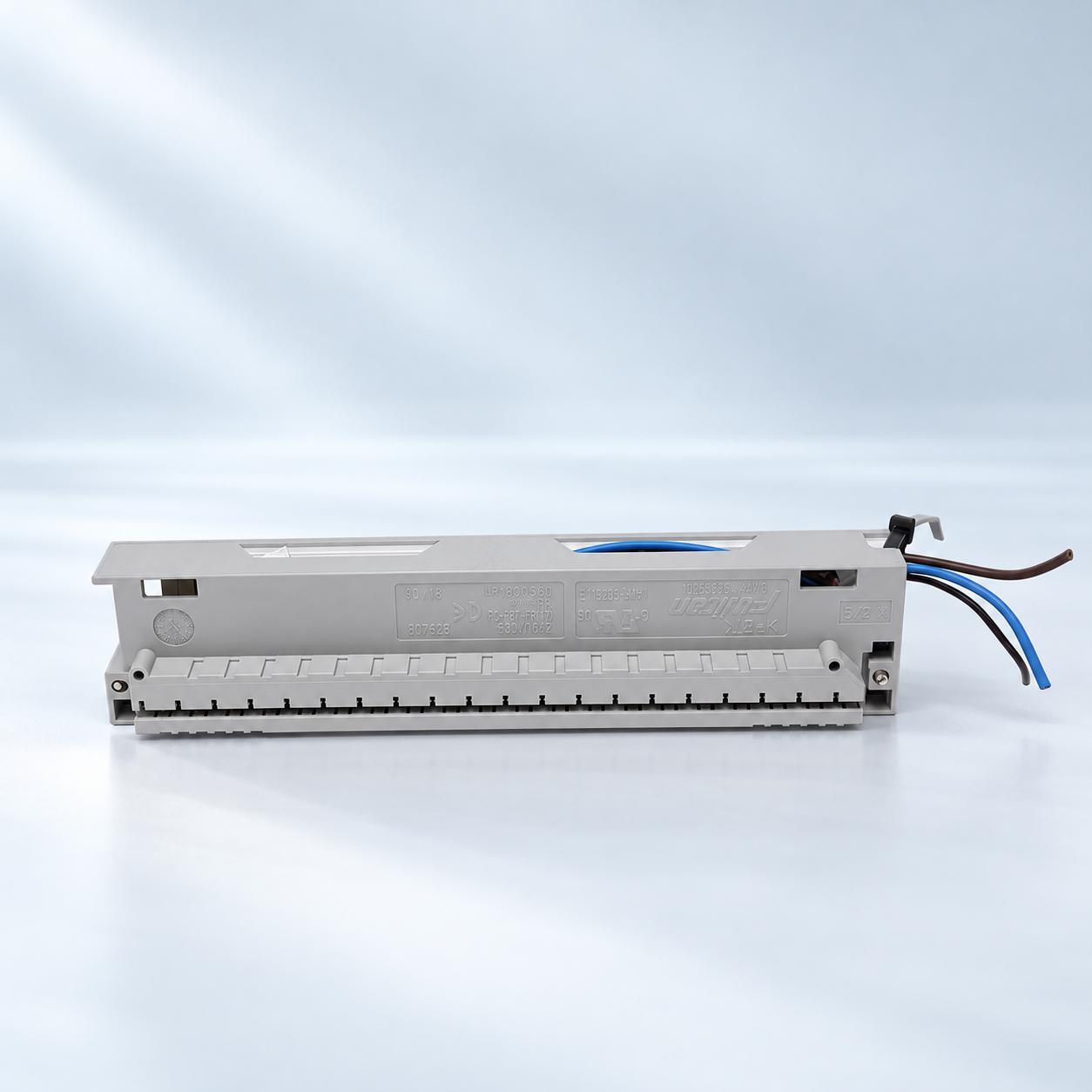 140XTS00200 — edited studio catalog illustration